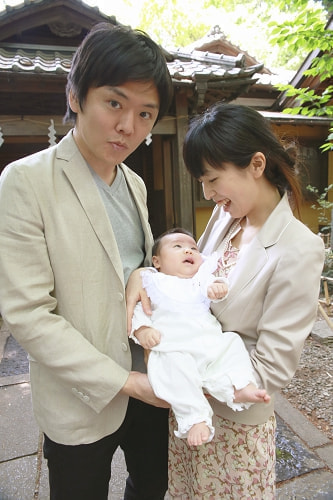 お宮参り写真 撮影場所 西東京市 田無神社 普段着、家族写真