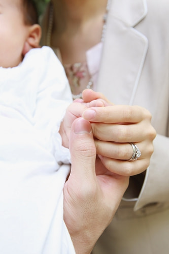お宮参り写真 撮影場所 西東京市 田無神社 赤ちゃん、かわいい手