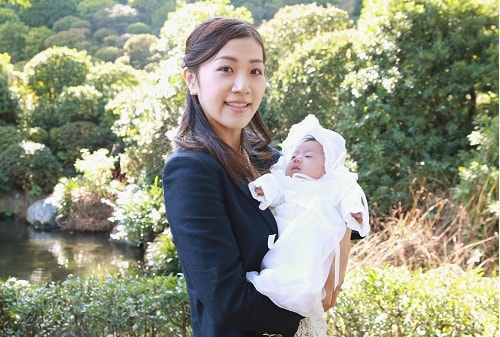 お宮参り写真 撮影場所 文京区 根津神社 赤ちゃん、ママ
