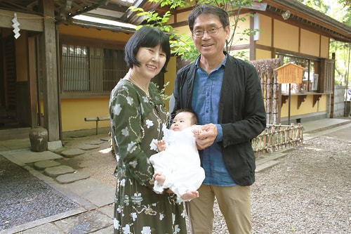 お宮参り写真 撮影場所 西東京市 田無神社 父方祖父、祖母