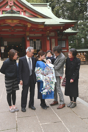 お宮参り写真 撮影場所 世田谷八幡宮 集合写真