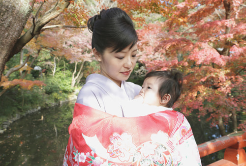 お宮参り写真 撮影場所 鎌倉鶴岡八幡宮 お宮参り着物着付け、お宮参り着物着付け、もみじ