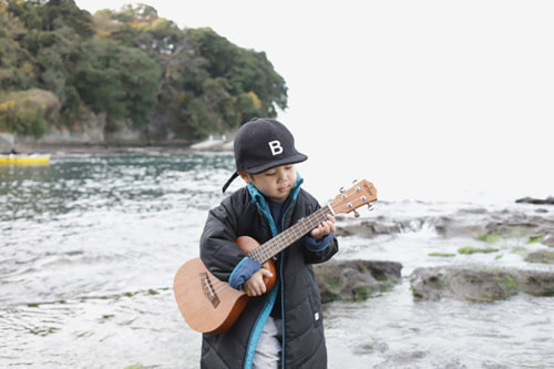 家族で油壷へ(横堀海岸)